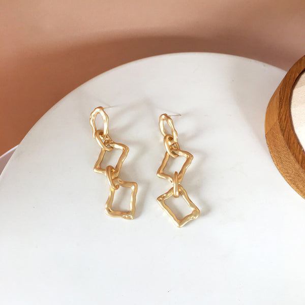 Stud Earrings Retro Cold Wind Metal Earrings Temperament All-match